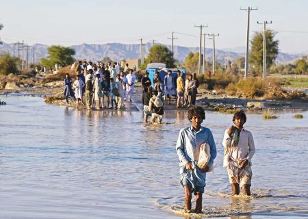 مسدود شدن چهار مسیر در جنوب سیستان و بلوچستان بدلیل سیلاب شدید