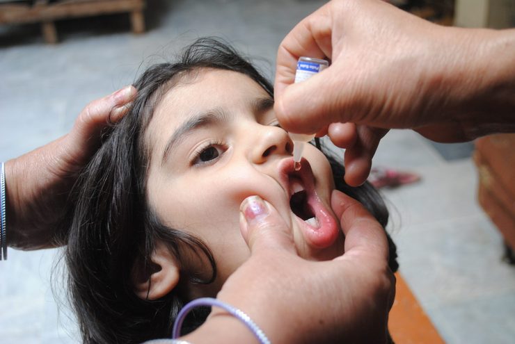 آغاز مرحله دوم طرح ایمن‌سازی تکمیلی فلج اطفال در خاش