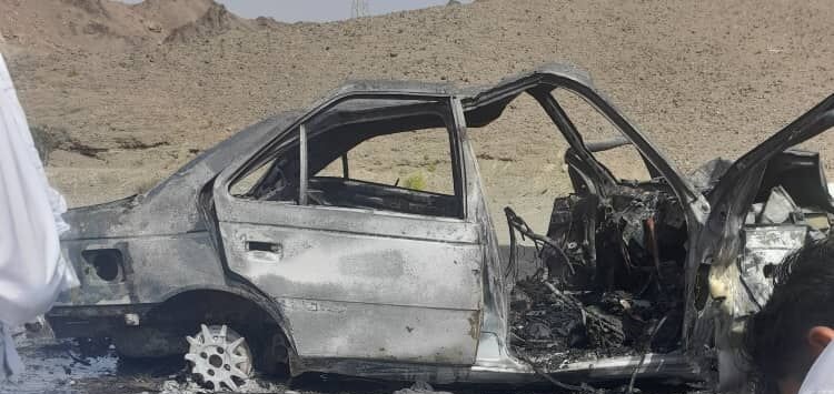 چهار نفر در آتش بی احتیاطی رانندگی در جاده ایرانشهر سوختند