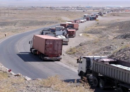 ۸۸۱ هزار تن کالا از گمرکات سیستان و بلوچستان صادر شد