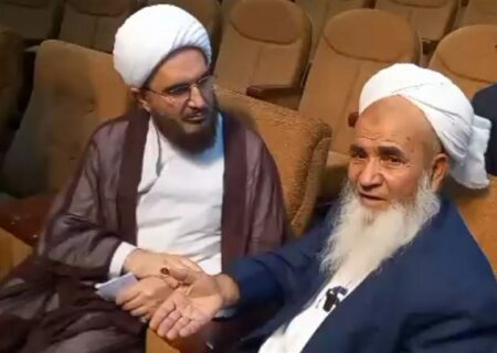 مولوی ‌ریگی: ما دوستدار آقای خامنه‌ای هستیم/ ایرانِ ‌بعد از نظام اسلامی به درد نمی‌خورد