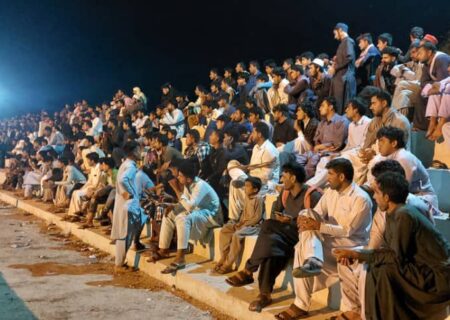 شور و حال هوادران فوتبال در شب های رمضان، با جام رمضان در دهستان عورکی چابهار