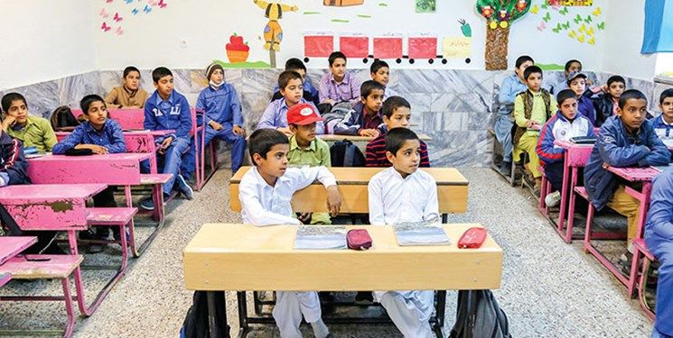 طوفان مدارس شمال سیستان و بلوچستان را به تعطیلی کشاند