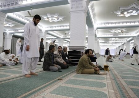 دوازده مسجد در مناطق مختلف سیستان و بلوچستان بعنوان مراکز گردشگری مذهبی، در فهرست آثار ملی ایران ثبت شده اند