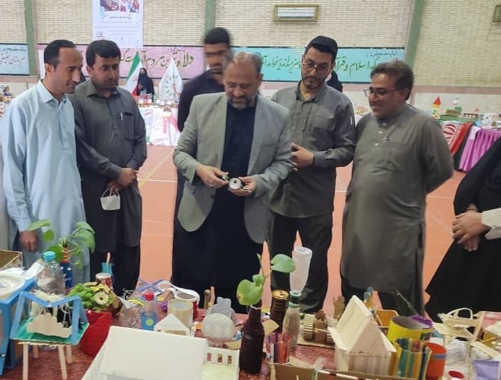 نمایشگاه صنایع دستی از مواد بازیافتی در شهر چابهار راه‌ اندازی شد