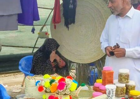 ایجاد بازارچه محلی بمناسبت روز دختر در بخش دامن